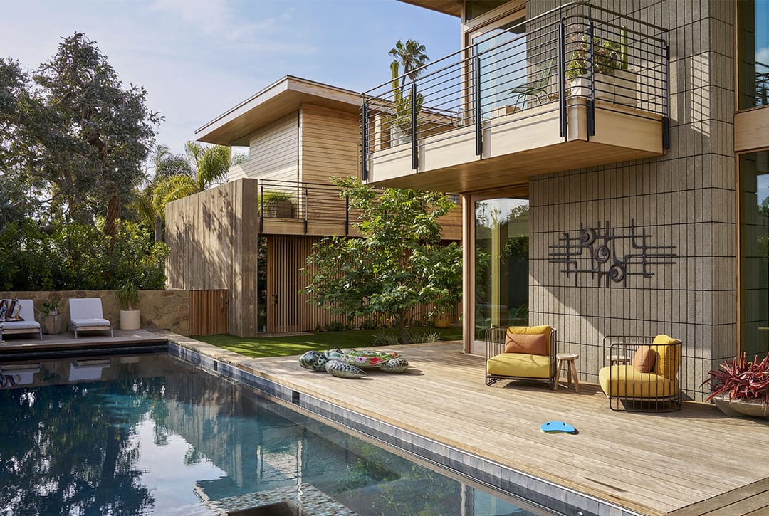 venice beach residence with pool